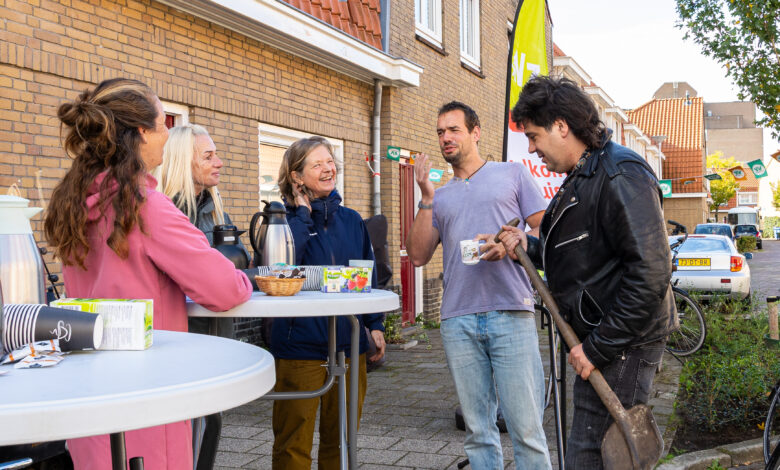 Bewoners leggen samen geveltuinen aan in de Wipstrik in Zwolle