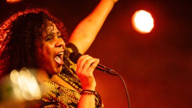 De band Zuco 103 met Lilian Vieira, Stefan Schmid en Stefan Kruger